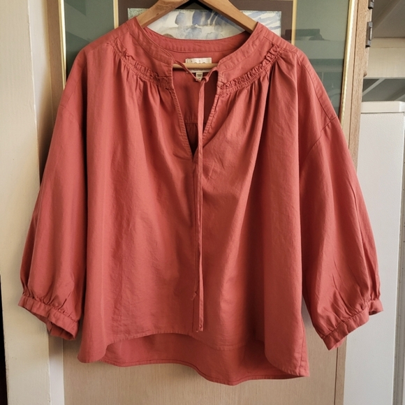 Joie Tops - Joie Small puff sleeve top blouse